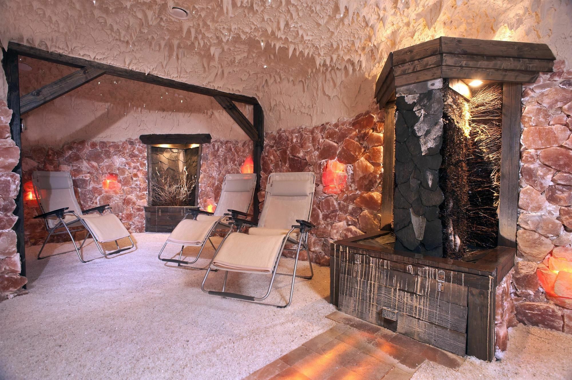 Western Premier Castanea 4* Adendorf